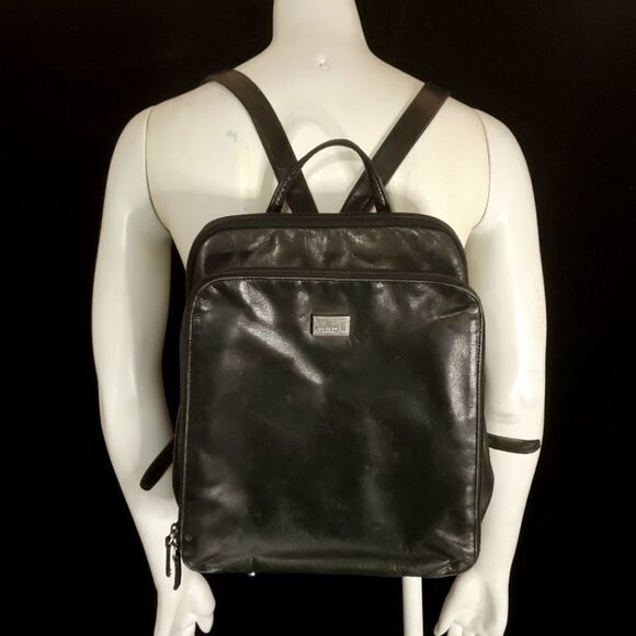 Perlina Black Leather Backpack - Picture 1 of 7